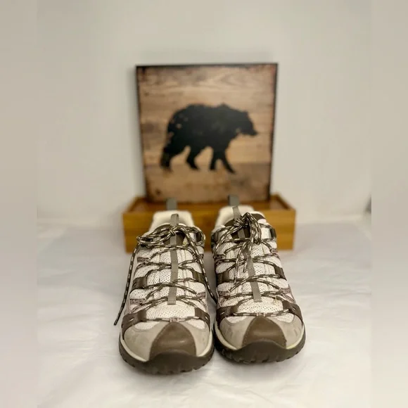 🌼MERRELL pre-owned women’s hiking shoes. Size 8. WHIKING08. - Picture 3 of 5